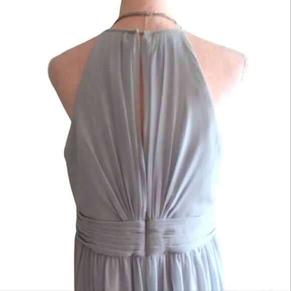 David's Bridal Grey High Neck Chiffon Formal Maxi Dress w/ Keyhole Plussize 16 - Picture 8 of 16